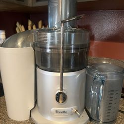 Breville the Juicer Fountain 