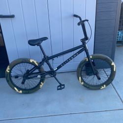 Elite BMX Pee Wee 18”