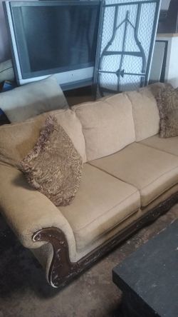 Two-piece Brown sofa set
