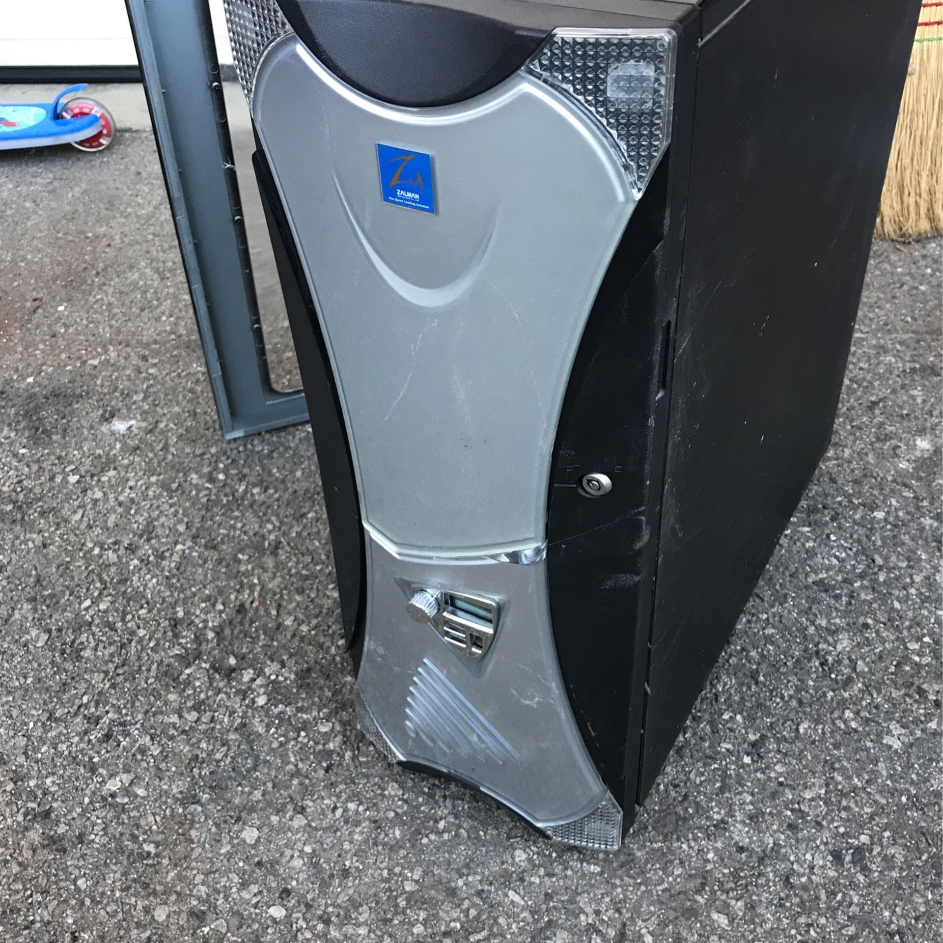 Zalman Desktop Computer Tower For Parts