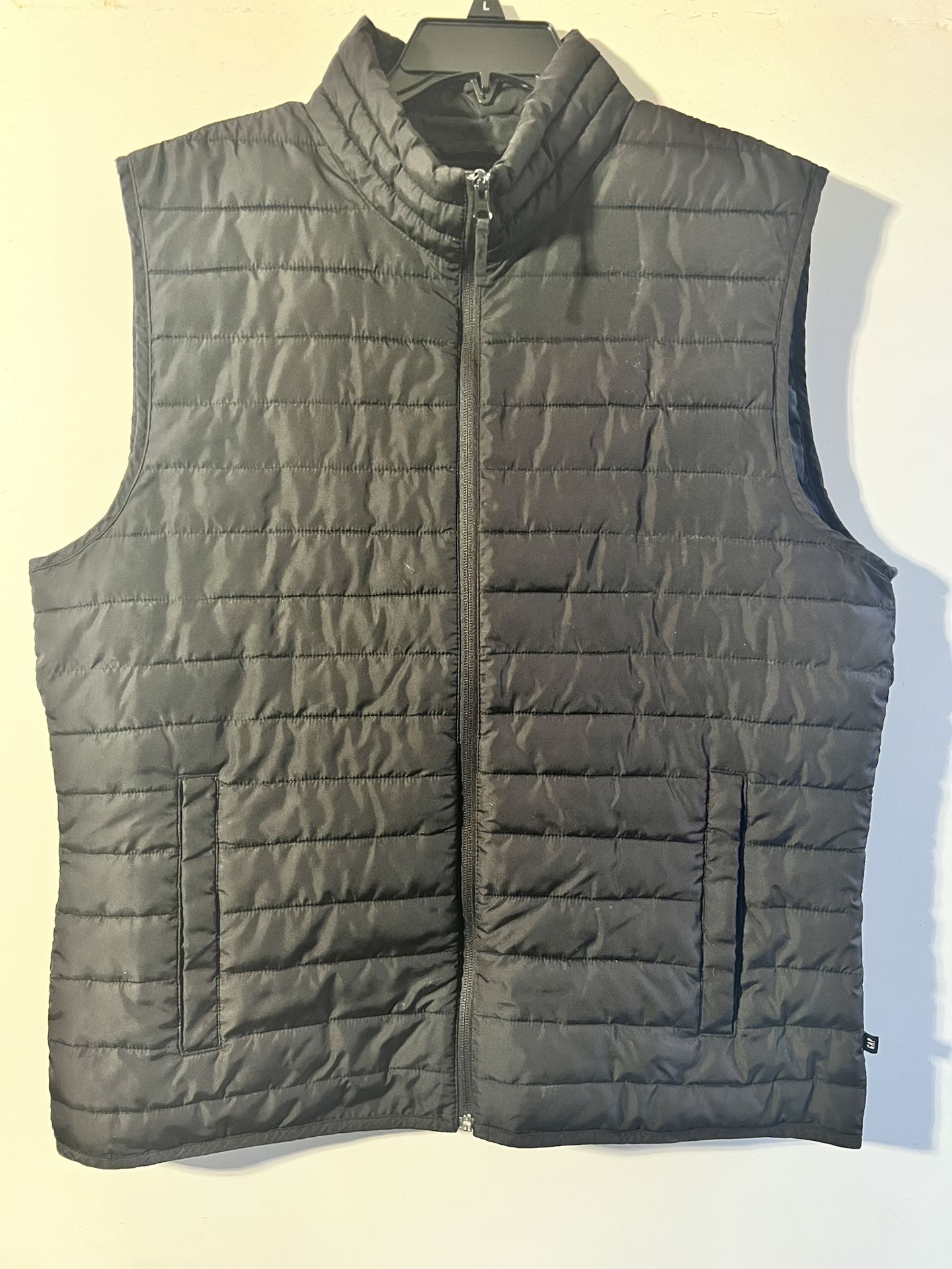 Gap Vest: Size Large