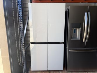 Samsung Bespoke 4-Door Flex French Door Refrigerator