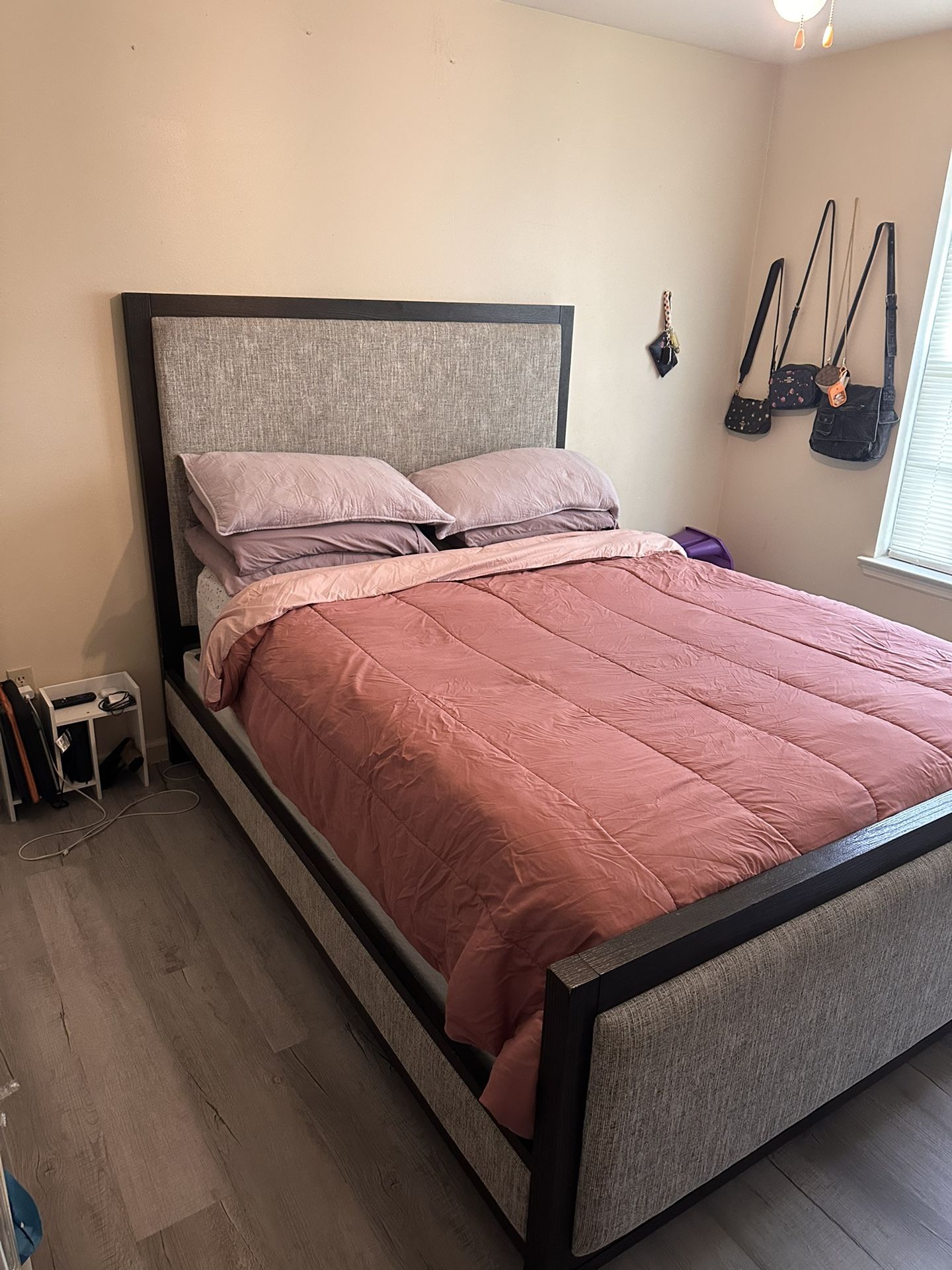 Bed Set For Sale ❗️