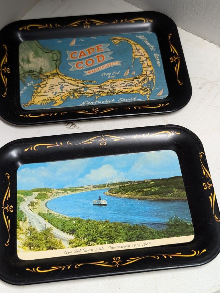 2 Vintage Cape Cod Tin Plates