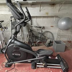 Elliptical Sole E25