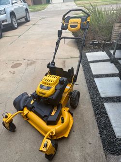 DEWALT 28 in. 224cc E-GOV Engine 3-in-1 Gas RWD Self-Propelled Lawn Mower ‼️‼️No Bag