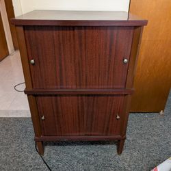 Free Cabinet