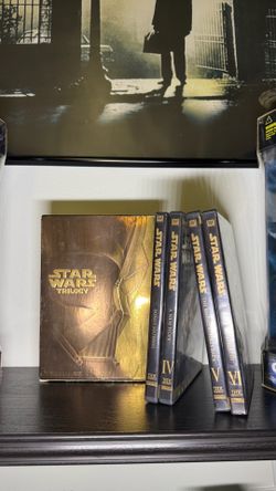 Vintage 2004 Star Wars Trilogy Gold Version Set Of 4 DVD Set