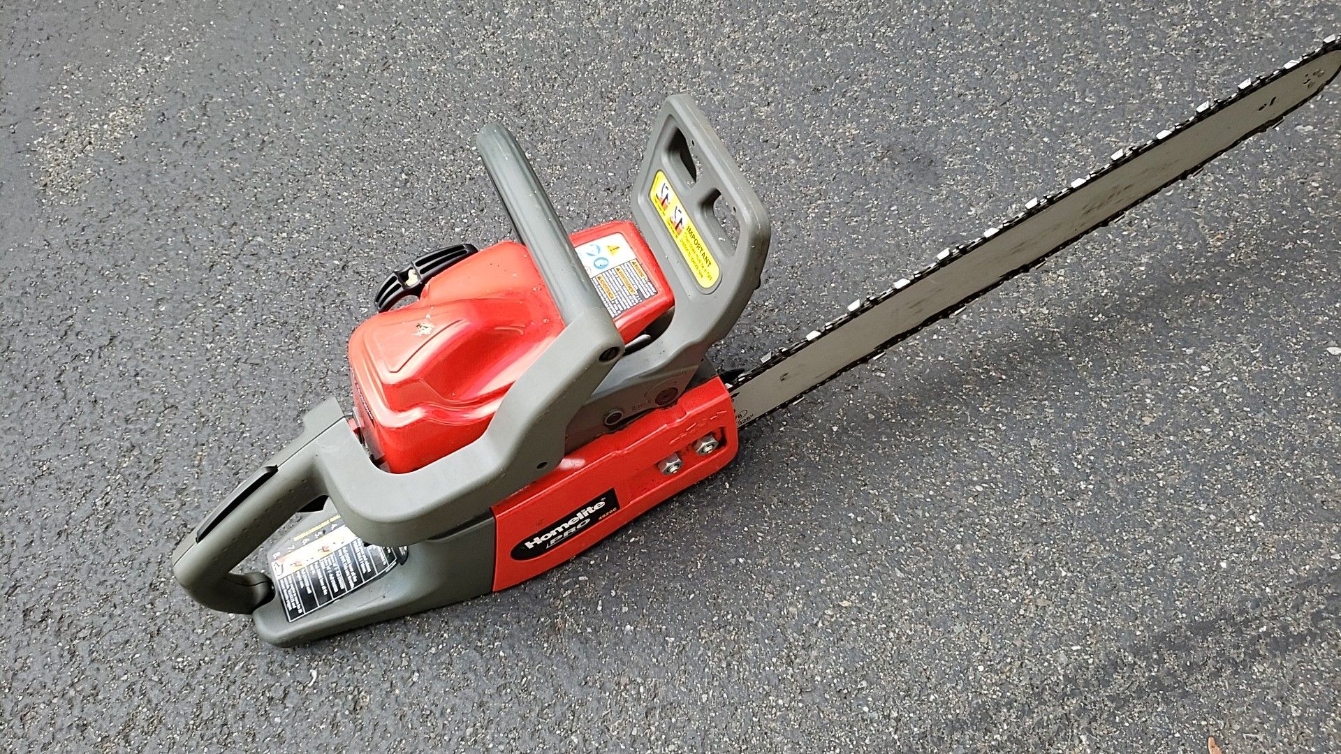 Homelite pro chainsaw model number 4820C for Sale in Lynnwood, WA OfferUp