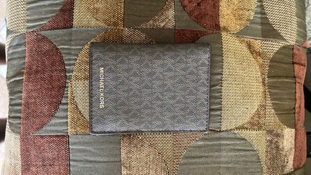 Micheal Kors Wallet