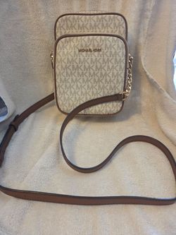 Michael Kors Jet Set Travel Medium Logo Crossbody Bag