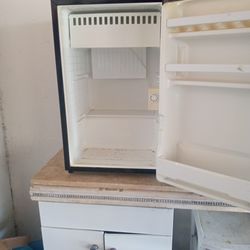Refrigerator Good Condition