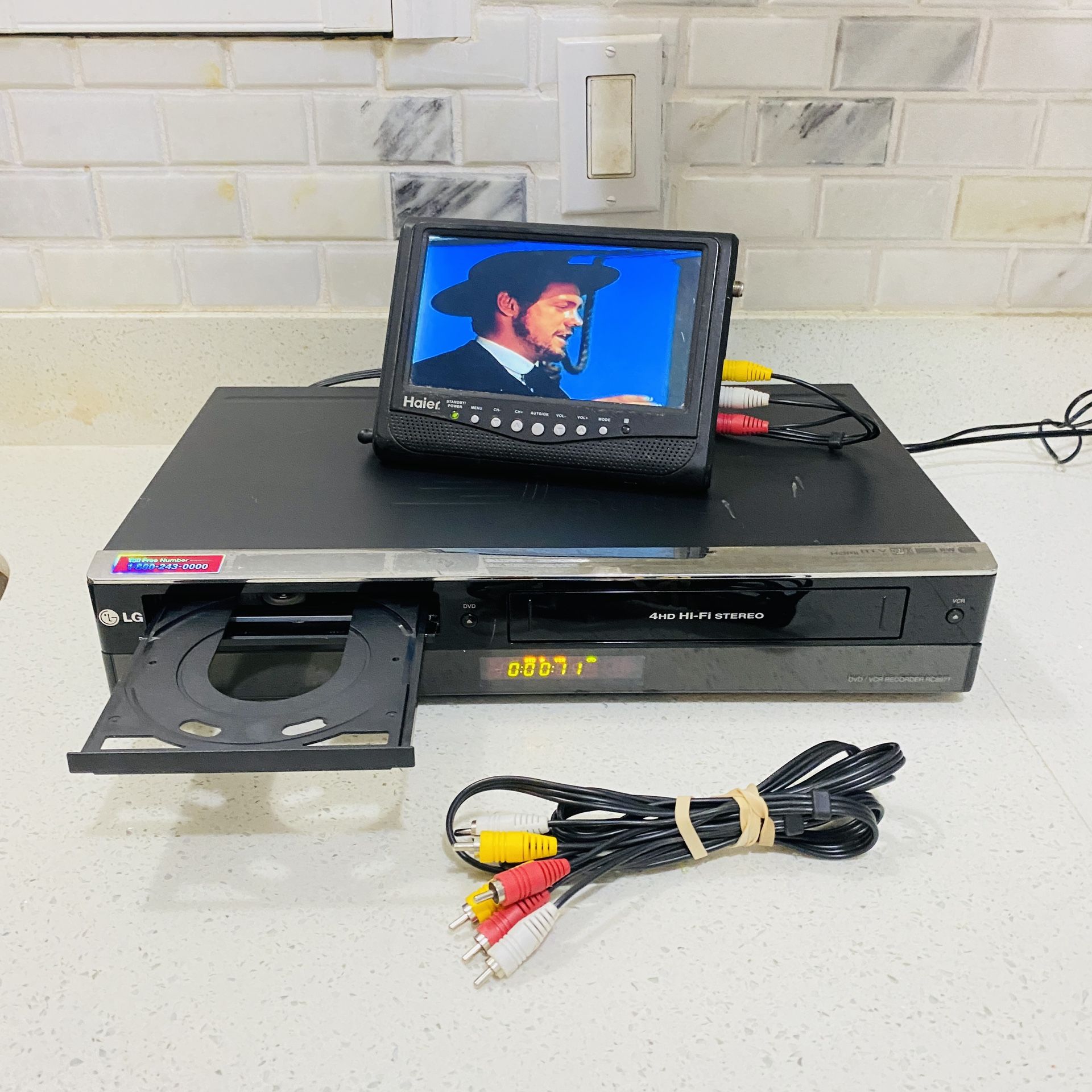 🔥LG RC897T Super-Multi DVD Recorder/VHS VCR Combo HDMI HDTV Tuner Dolby Digital. Tested works great. Plays VHS cassette tapes and DVD/CD smoothly. LE