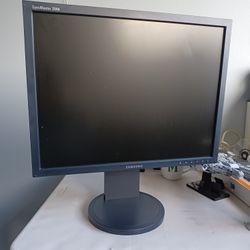 Samsung Monitor