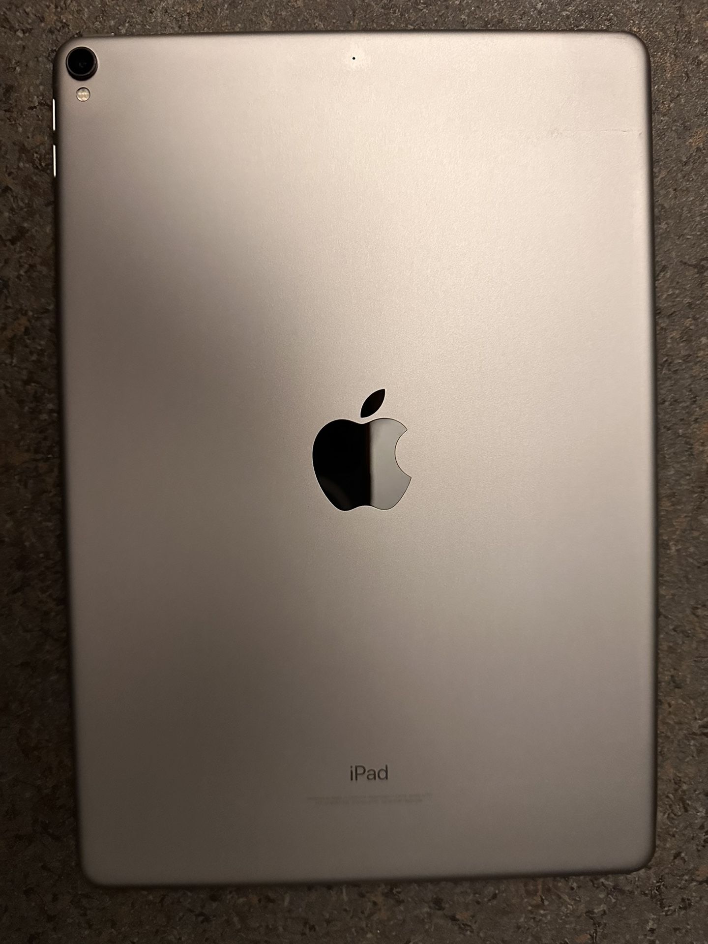 iPad Pro (10.5-inch)