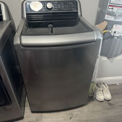 LG Washer And Dryer Set