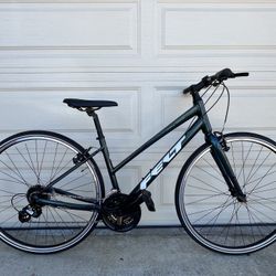 Felt Hybrid Bike Size 51cm