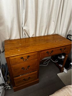 Ethan Allen Kids Desk