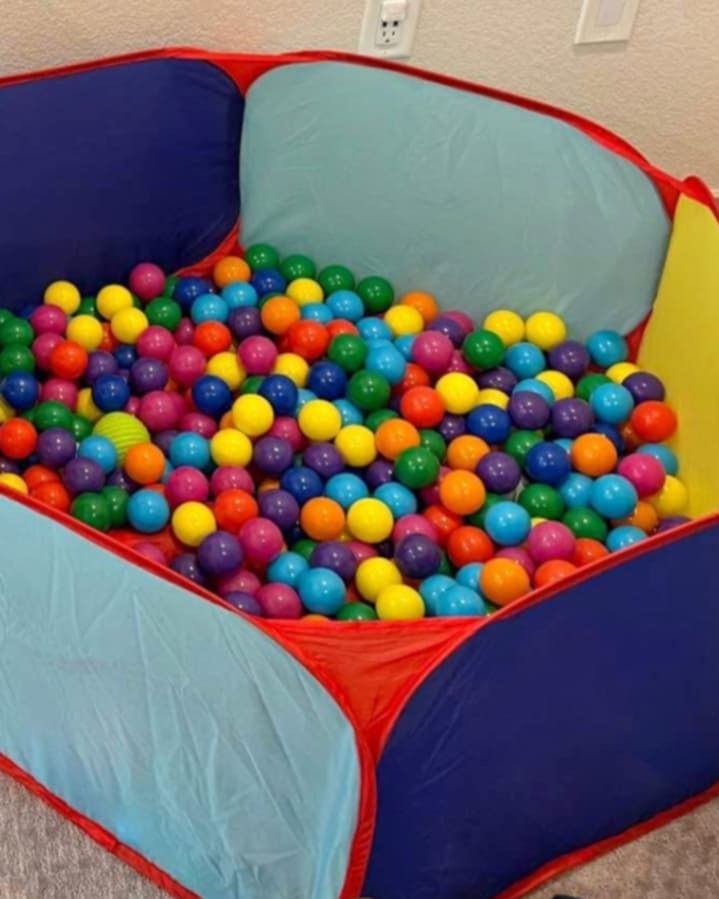 Ball Pit With Color Full Ball 