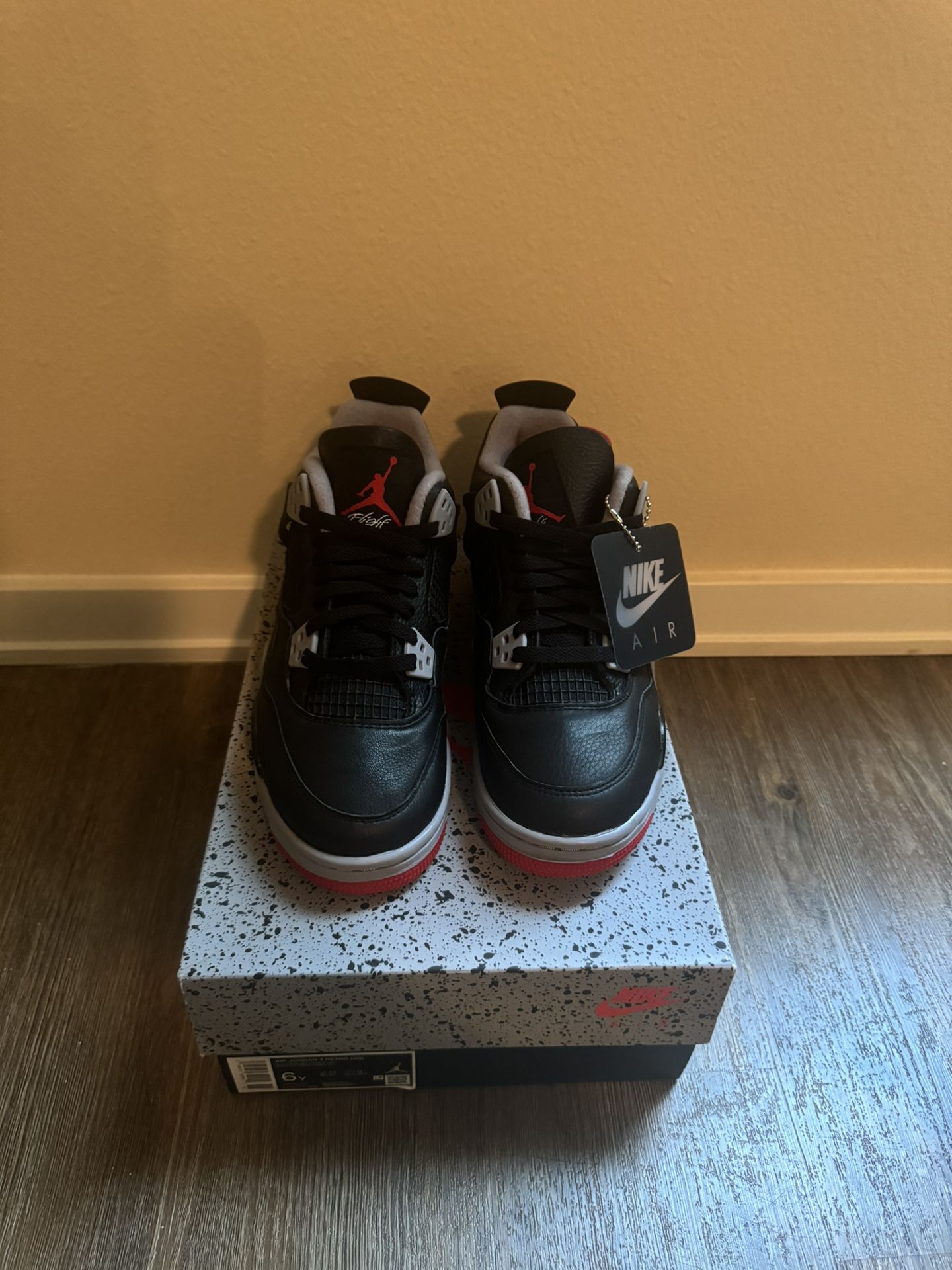 Jordan 4 “Bred Reimagined” Size 6(Y)