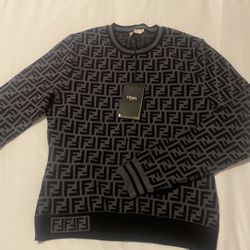 Fendi Sweater 