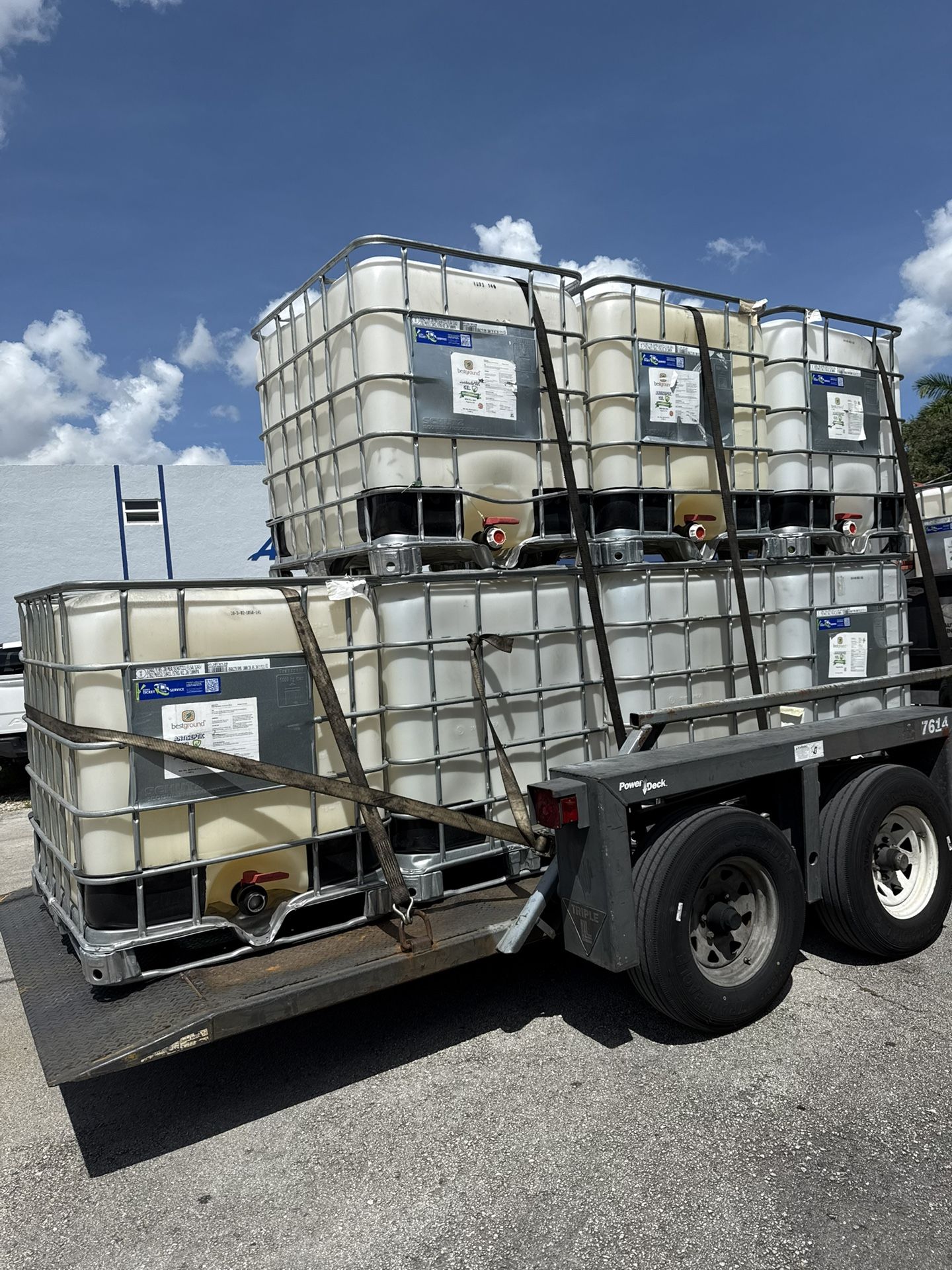 IBC Tank 275 Gallon Water Storage Tank