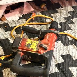 HILTI  120v 830w 