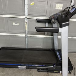 Horizon Treadmill