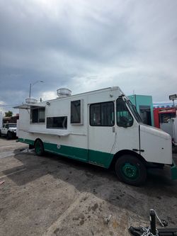 FOOD TRUCK