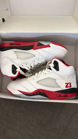 Jordan retro 5’s FIRE RED