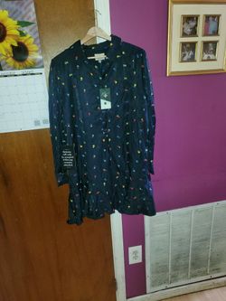 NEW AUTHENTIC BEAUTIFUL TUCKERNUCK LONG SLEEVE PRINTED DRESS TOP, WOMEN'S SIZE MEDIUM. 