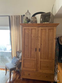 Armoire
