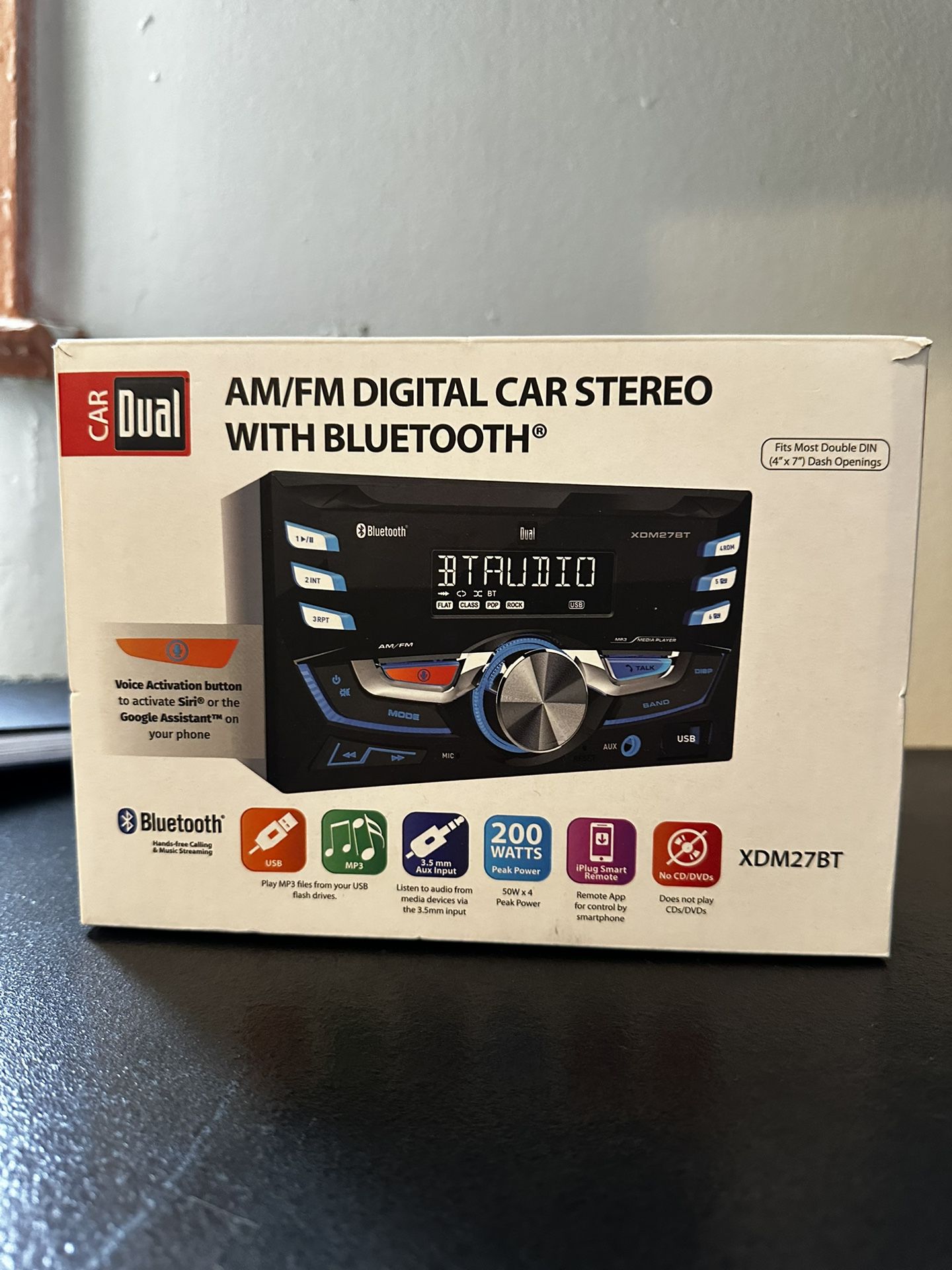Dual AM/FM Digital Car Stereo With Bluetooth 