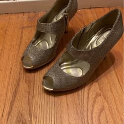 Golden Sparkle Peep Toes Heels