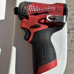 M12 FUEL 12V Impact Driver (Tool-Only)