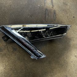 Pro R Right Headlight 