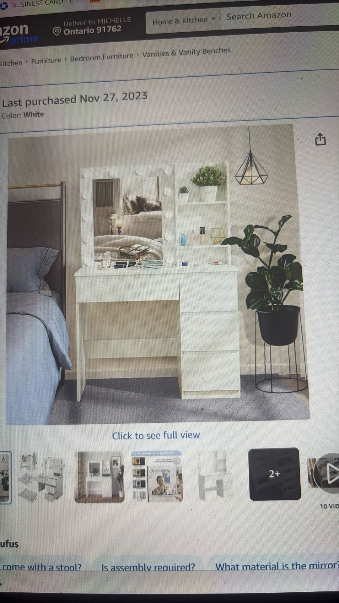 White Makeup Vanity With Lights