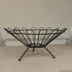 Metal/Iron Antique Fruit Bowl