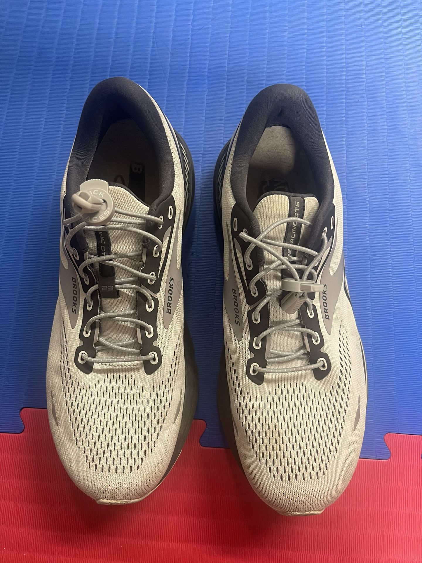 Men Tennis Shoes $5