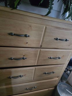 Cal King matching bedroom set