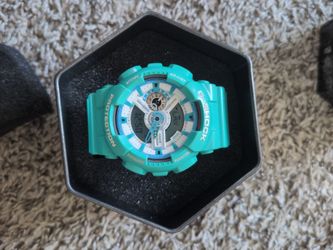 Casio G-SHOCK GA-110 Turquoise / Mint Green – Excellent Condition