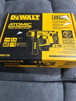 Dewal Atomic 5/8 Rotary hammer 20v. 🔥 🔥 $150 tool only 🔥 Firm Price