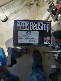 Amp BED STEP 4 Silverado