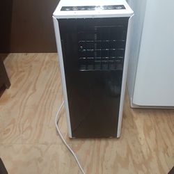 8000 BTU PORTABLE AIR CONDITIONER