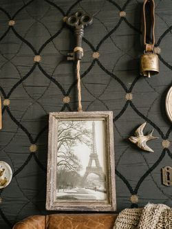 Vintage Shabby Chic Eiffel Tower Framed Photo with Cast Iron Key Wall Decor
