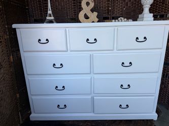 White Wood Dresser with 9 Drawers