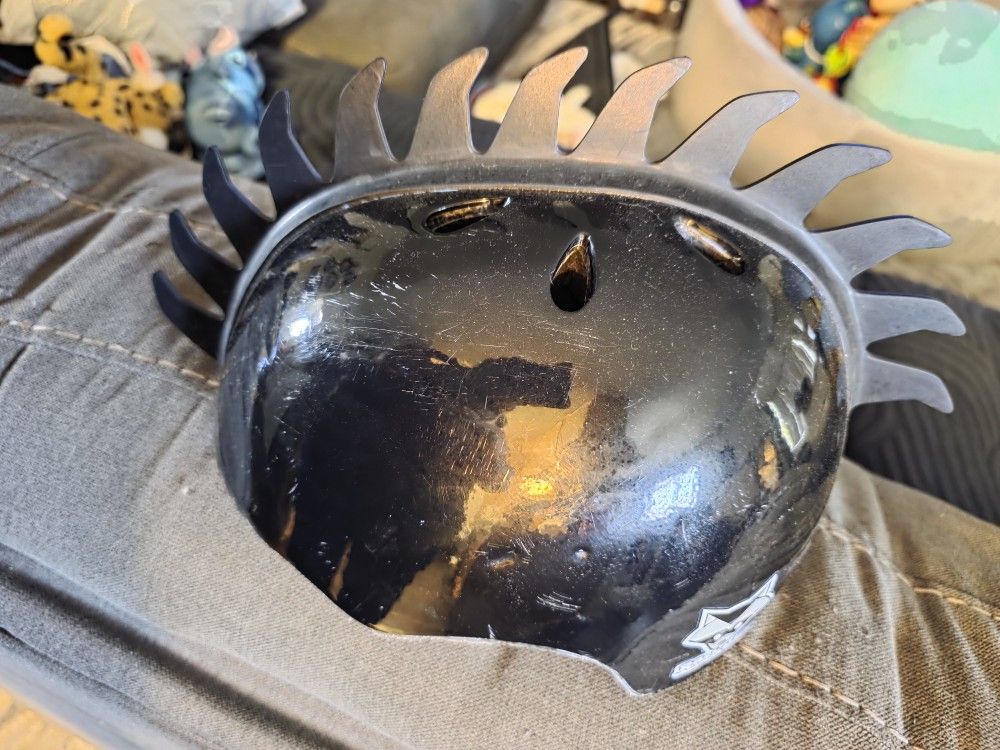 Kids Black Raskullz Helmet