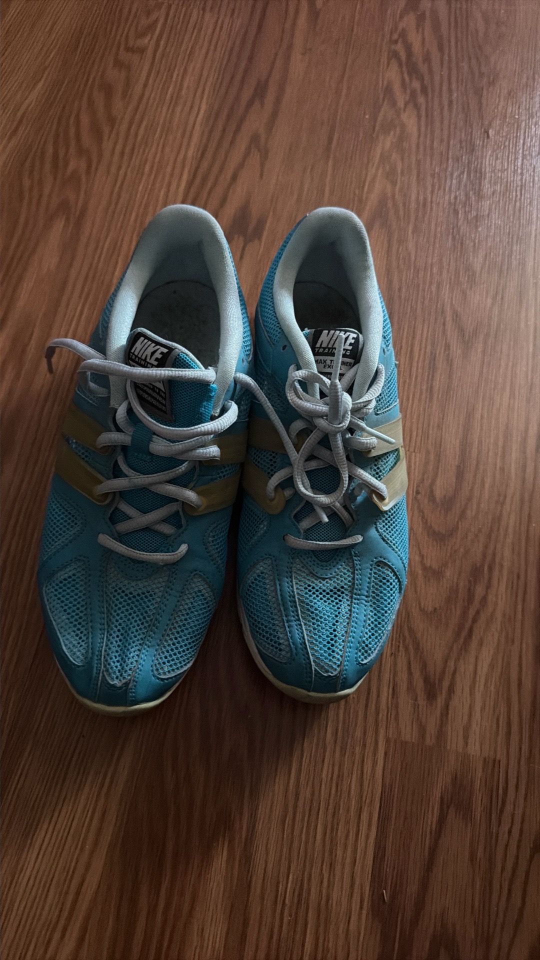 Women Nike Shoes Size 8