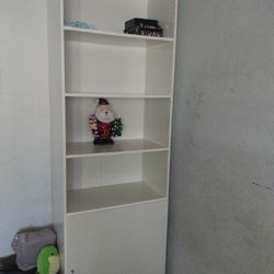 white Dresser
