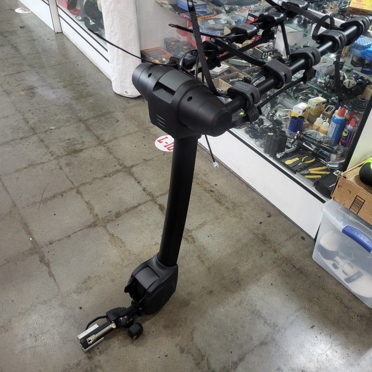 THULE Rraka Para Bike 5 Bike Brand New
